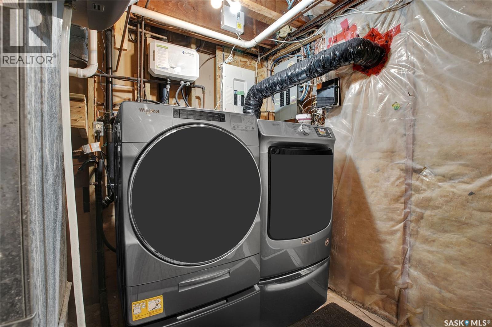 534 David Knight Way, Saskatoon, SK - Indoor Photo Showing Laundry Room