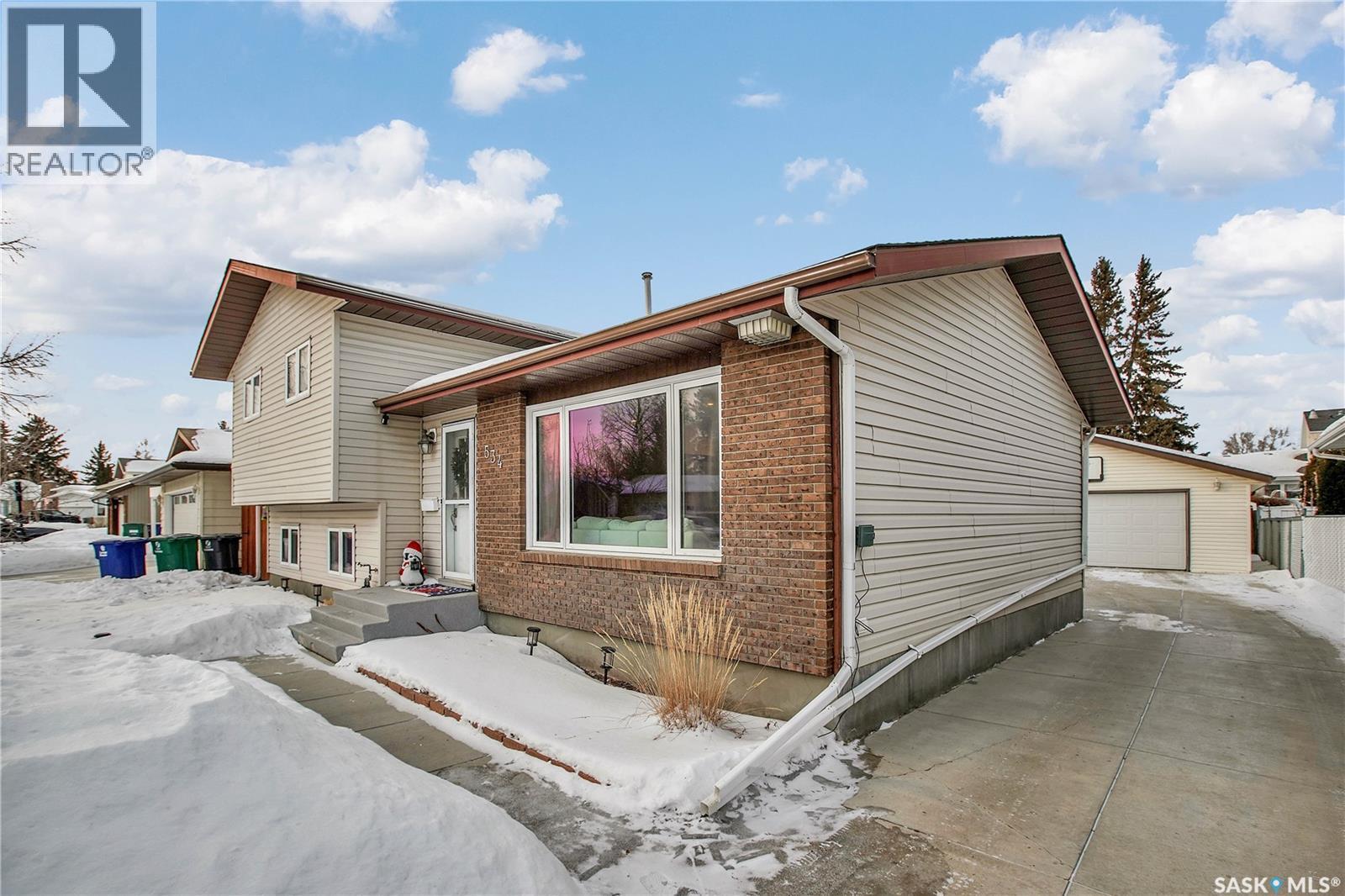 534 David Knight Way, Saskatoon, SK - Outdoor
