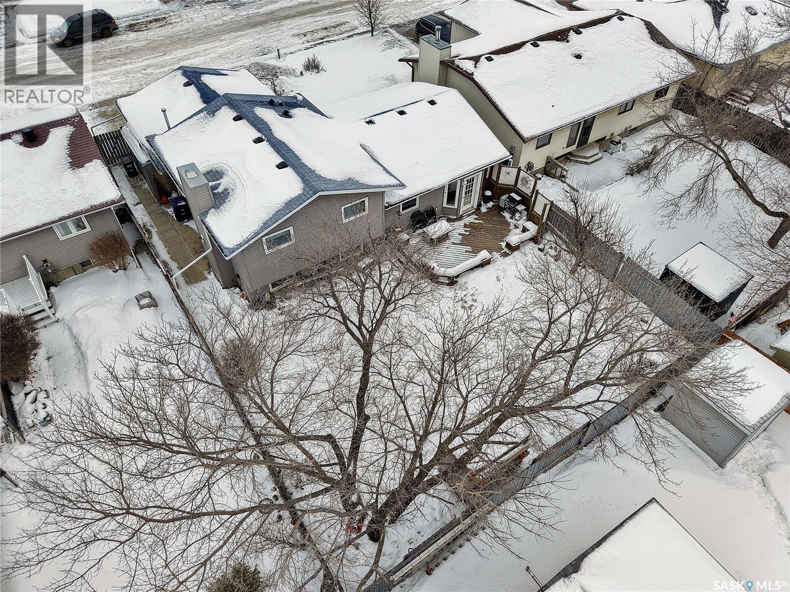 338 Armstrong Way, Saskatoon, SK - Outdoor