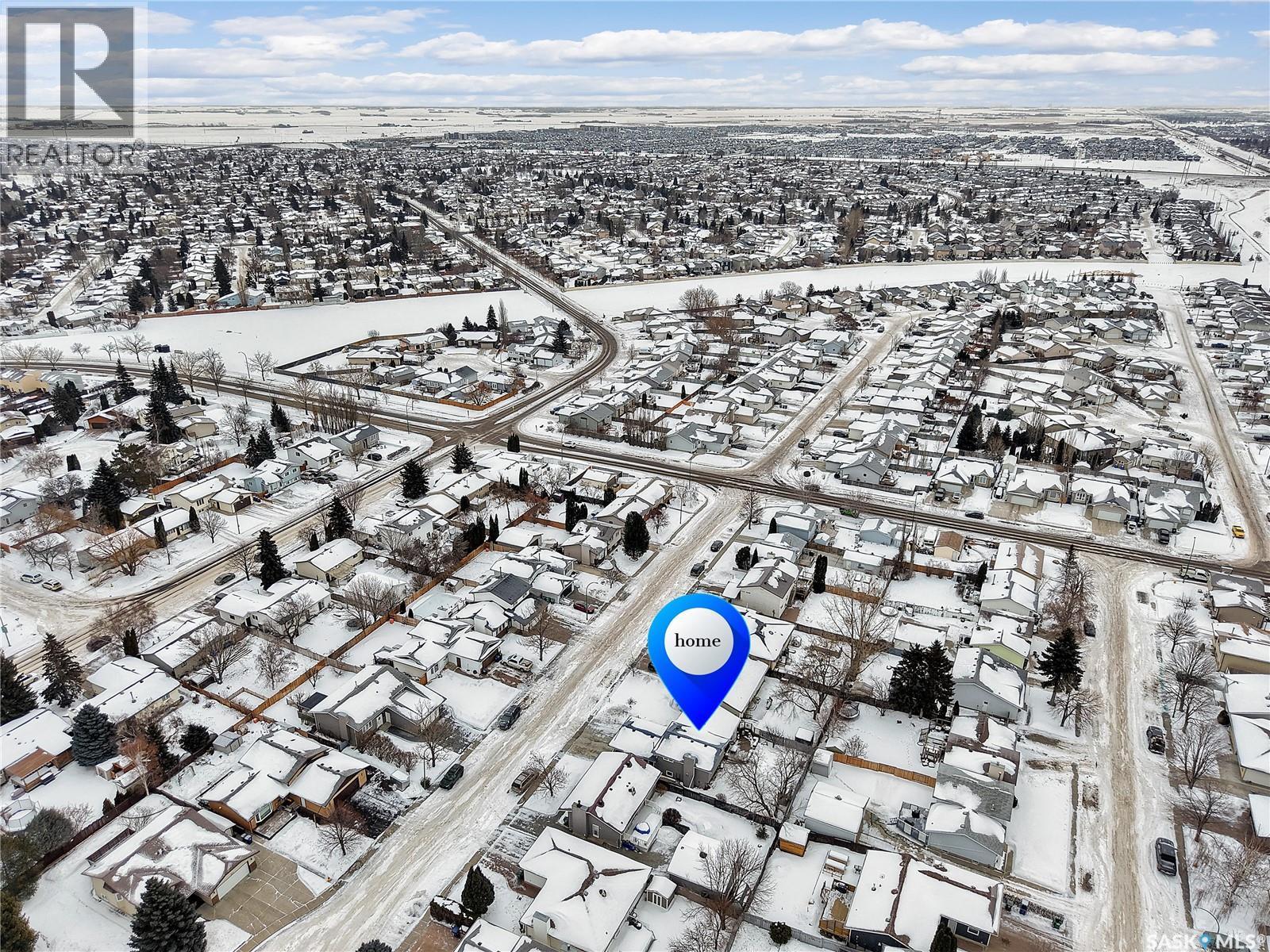 338 Armstrong Way, Saskatoon, SK - Outdoor With View