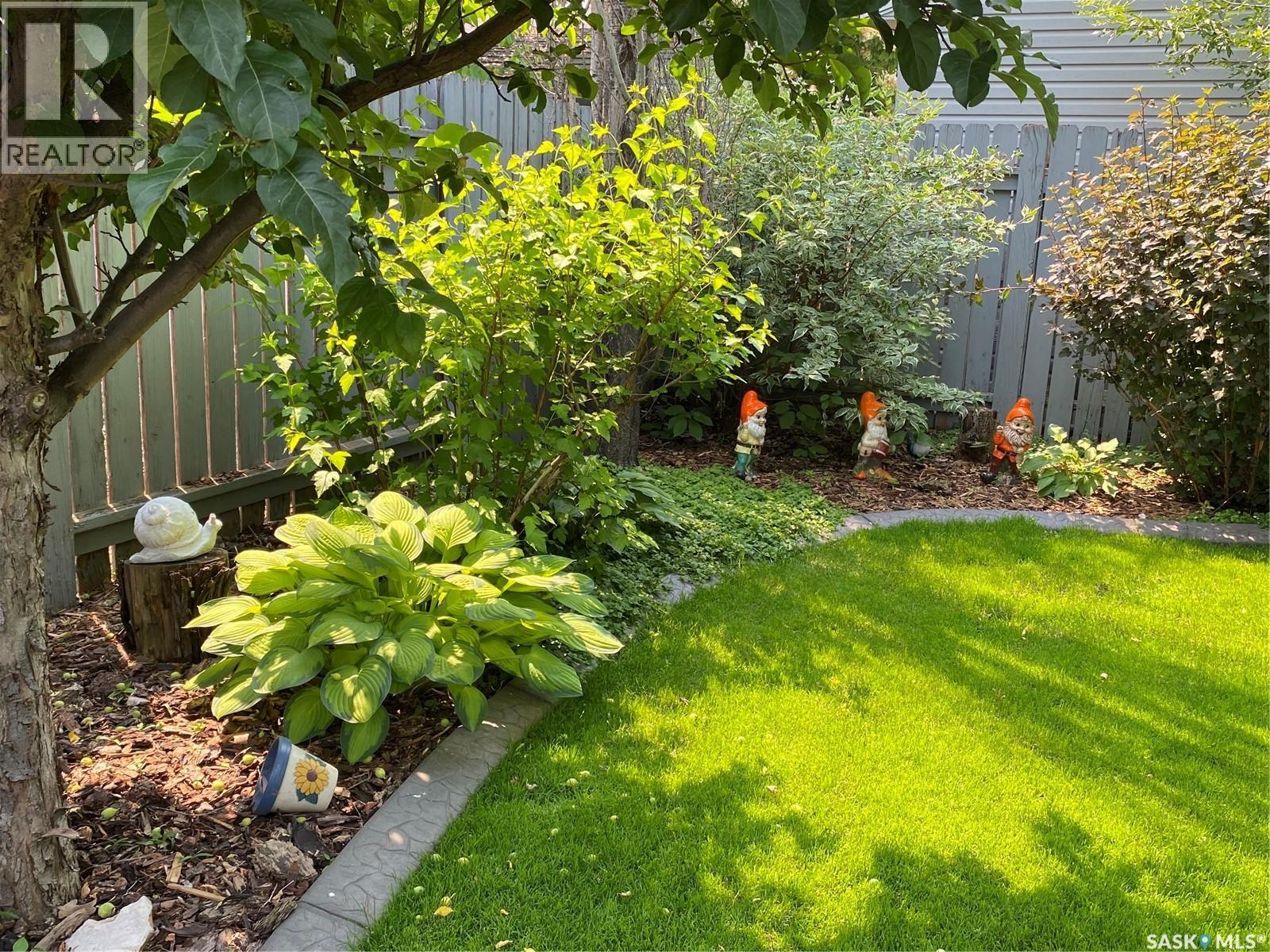 338 Armstrong Way, Saskatoon, SK - Outdoor