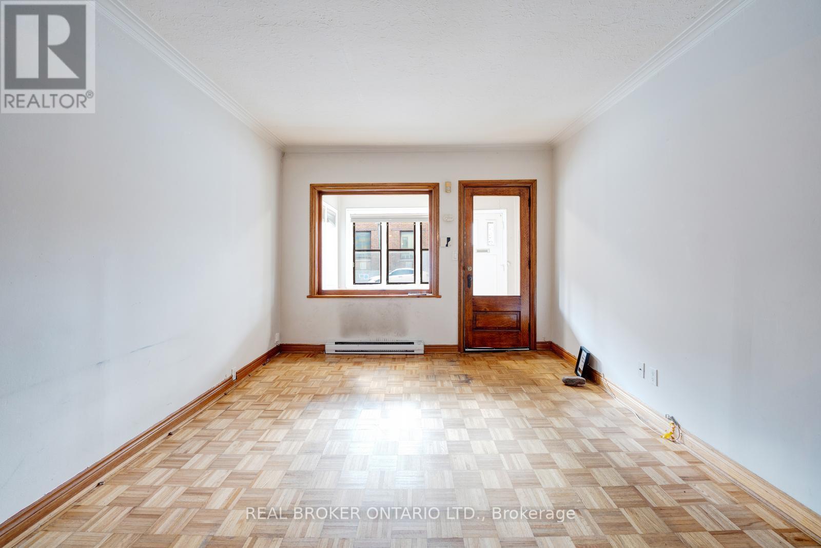 195 Islington Avenue, Toronto, ON - Indoor Photo Showing Other Room