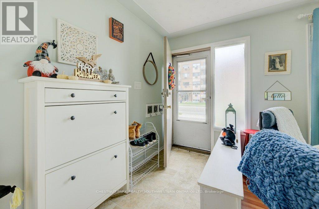151 Franklin Street N, Kitchener, ON - Indoor Photo Showing Bedroom