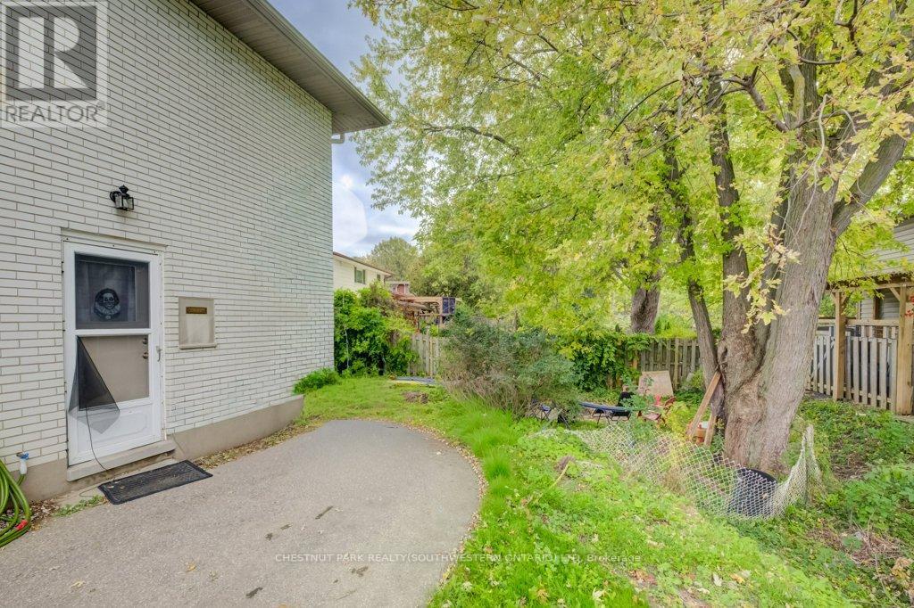 151 Franklin Street N, Kitchener, ON - Outdoor