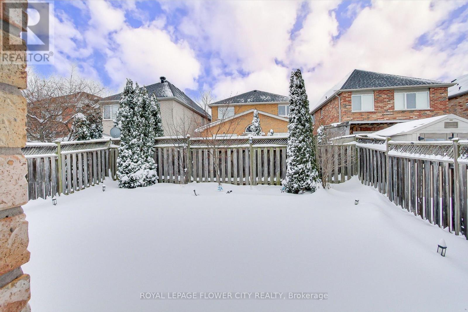 4826 Auckland Avenue, Mississauga, ON - Outdoor