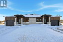 3676-3678 FRONT ROAD Hawkesbury, ON K6A 2T4