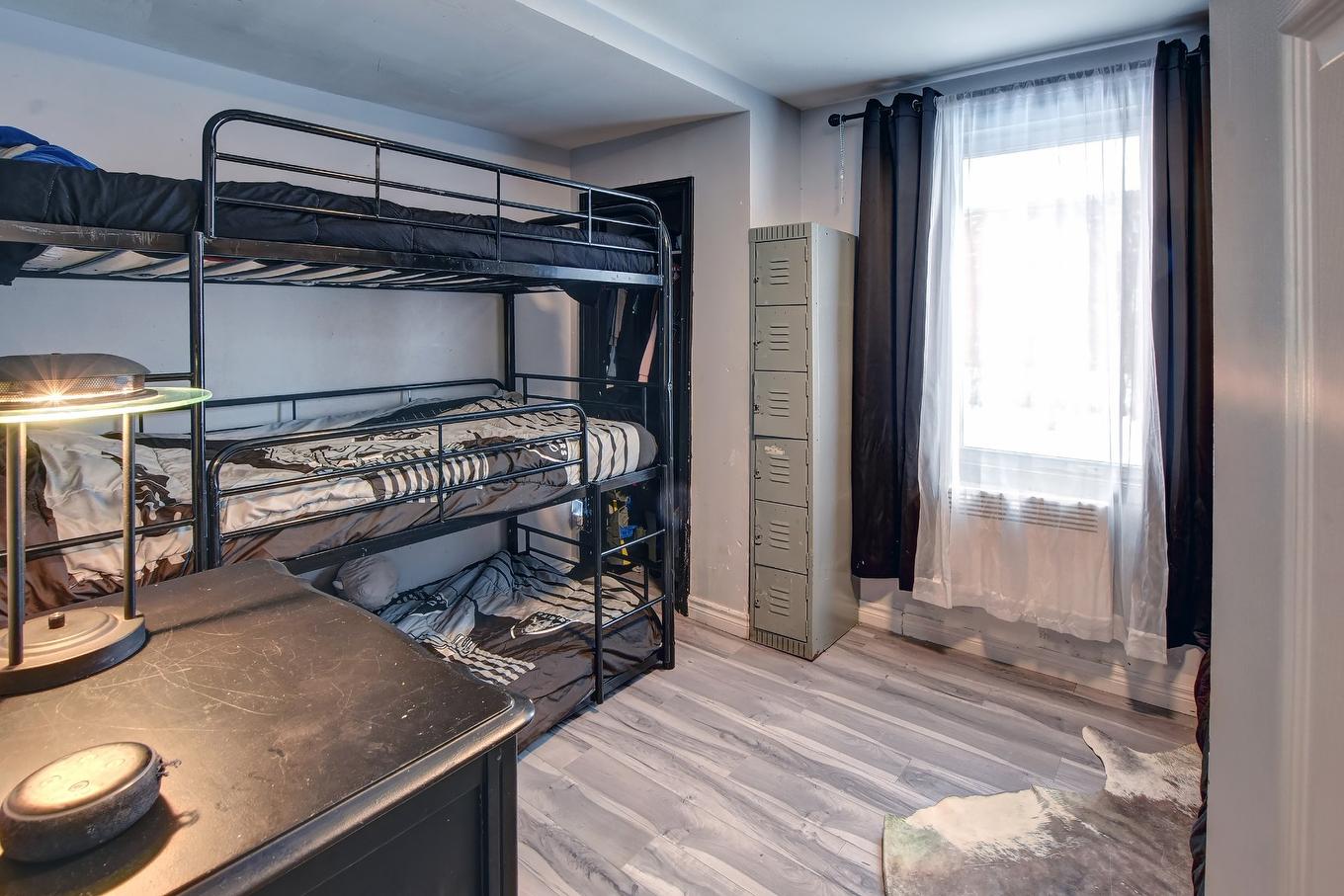 Chambre à coucher - 9490 3E Rue, Montréal (Rivière-Des-Prairies/Pointe-Aux-Trembles), QC - Indoor