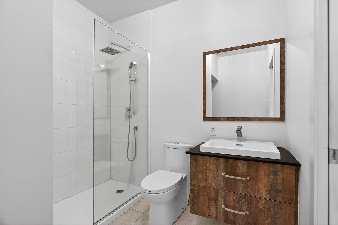 Salle de bains - 215-5700 Rue Garnier, Montréal (Rosemont/La Petite-Patrie), QC - Indoor Photo Showing Bathroom