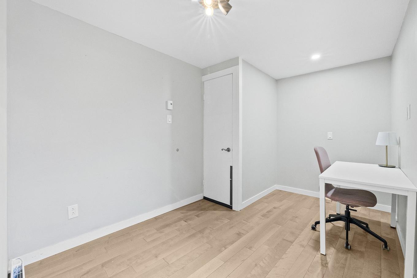 Bedroom - 933 Rue St-Ferdinand, Montréal (Le Sud-Ouest), QC - Indoor Photo Showing Office