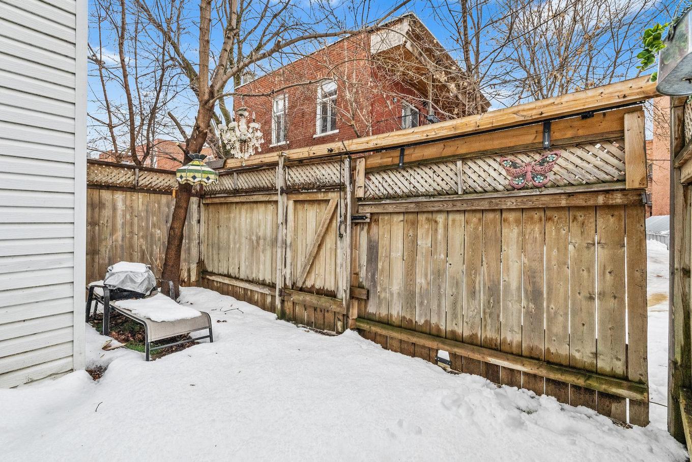 Backyard - 933 Rue St-Ferdinand, Montréal (Le Sud-Ouest), QC - Outdoor With Exterior