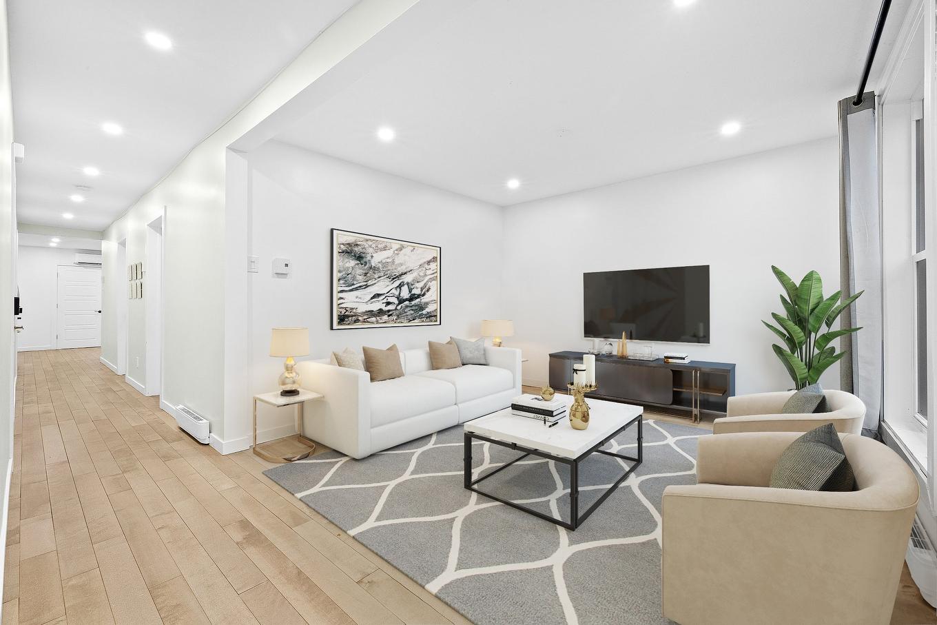 Living room - 933 Rue St-Ferdinand, Montréal (Le Sud-Ouest), QC - Indoor Photo Showing Living Room