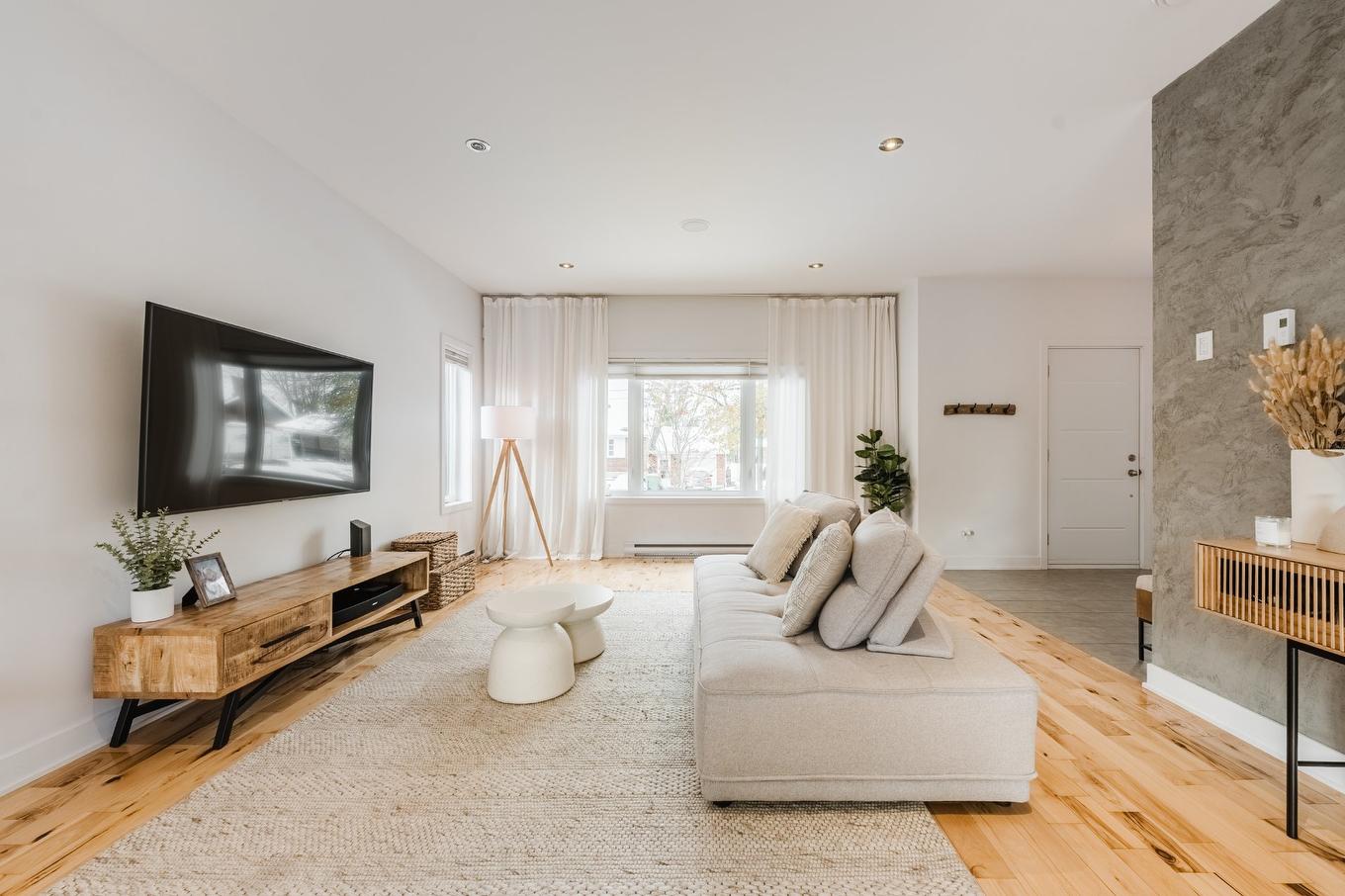 Living room - 960 Rue Moquin, Chambly, QC - Indoor