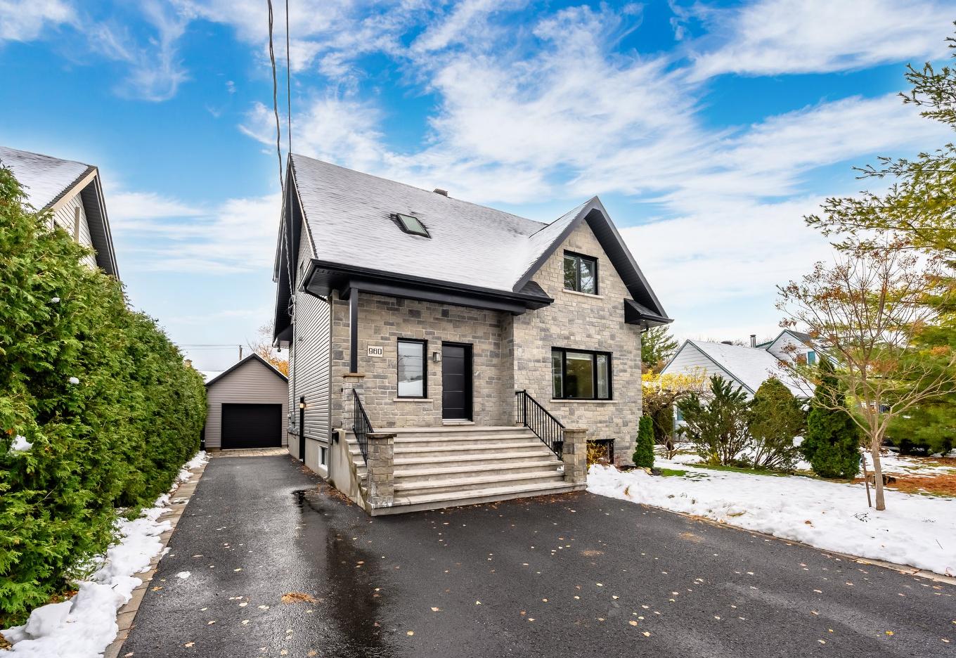Frontage - 960 Rue Moquin, Chambly, QC - Outdoor With Facade