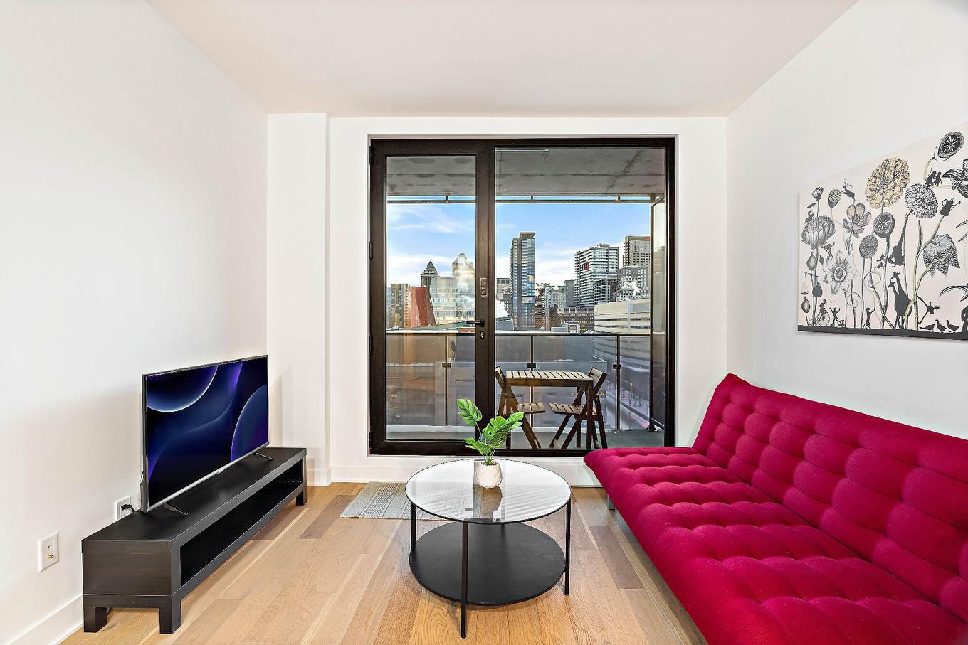 Salon - 1223-1 Boul. De Maisonneuve O., Montréal (Ville-Marie), QC - Indoor Photo Showing Living Room