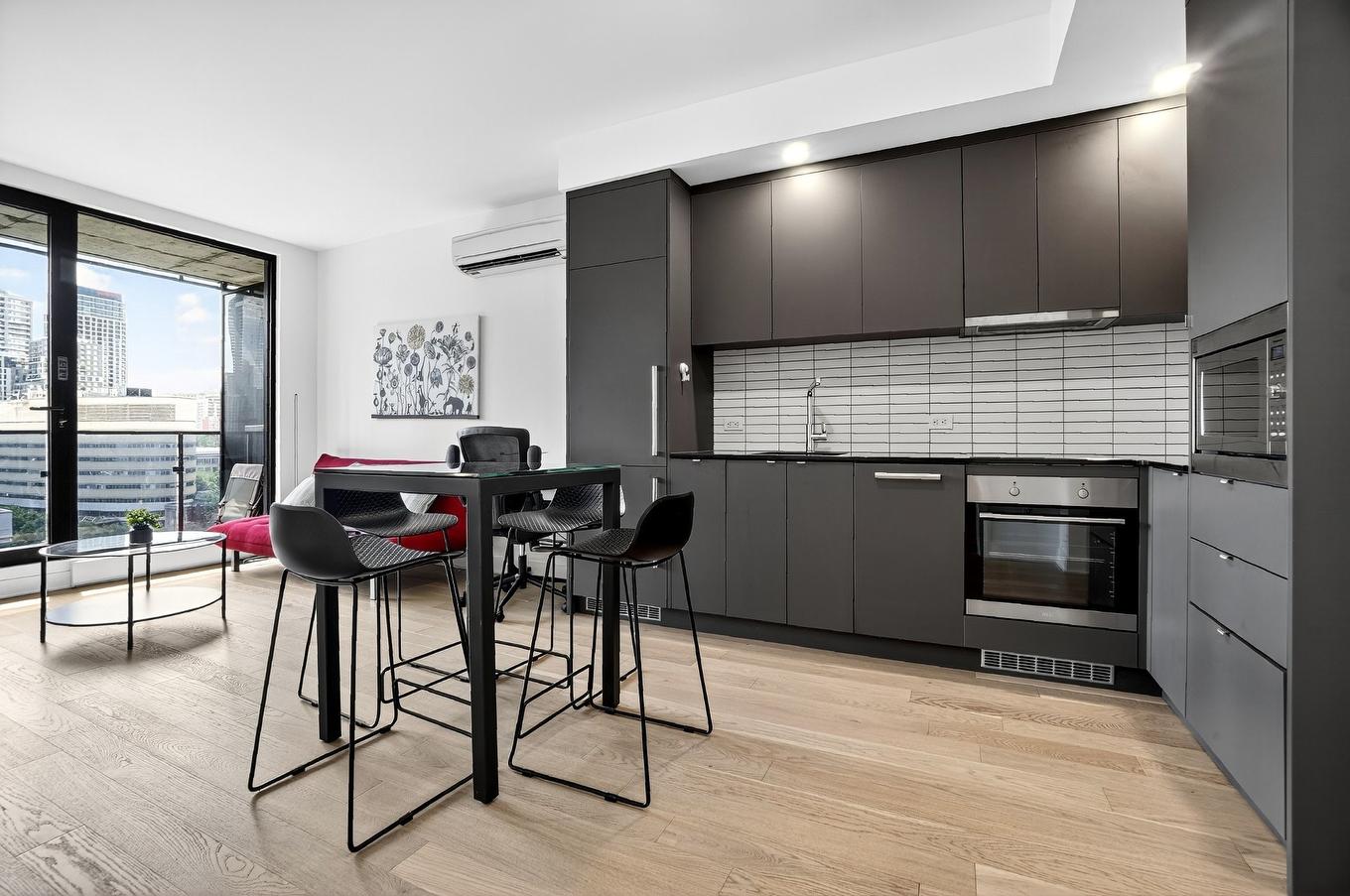 Salle à manger - 1223-1 Boul. De Maisonneuve O., Montréal (Ville-Marie), QC - Indoor Photo Showing Other Room