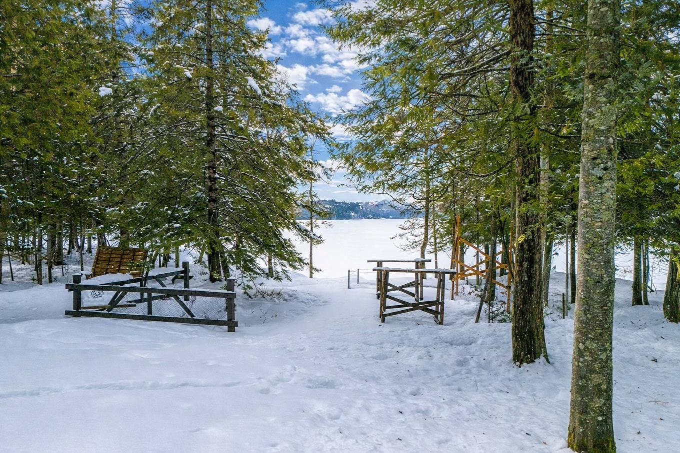 Bord de l'eau - 1816 Ch. Du Lac-Boileau O., Rivière-Rouge, QC - Outdoor With Body Of Water With View
