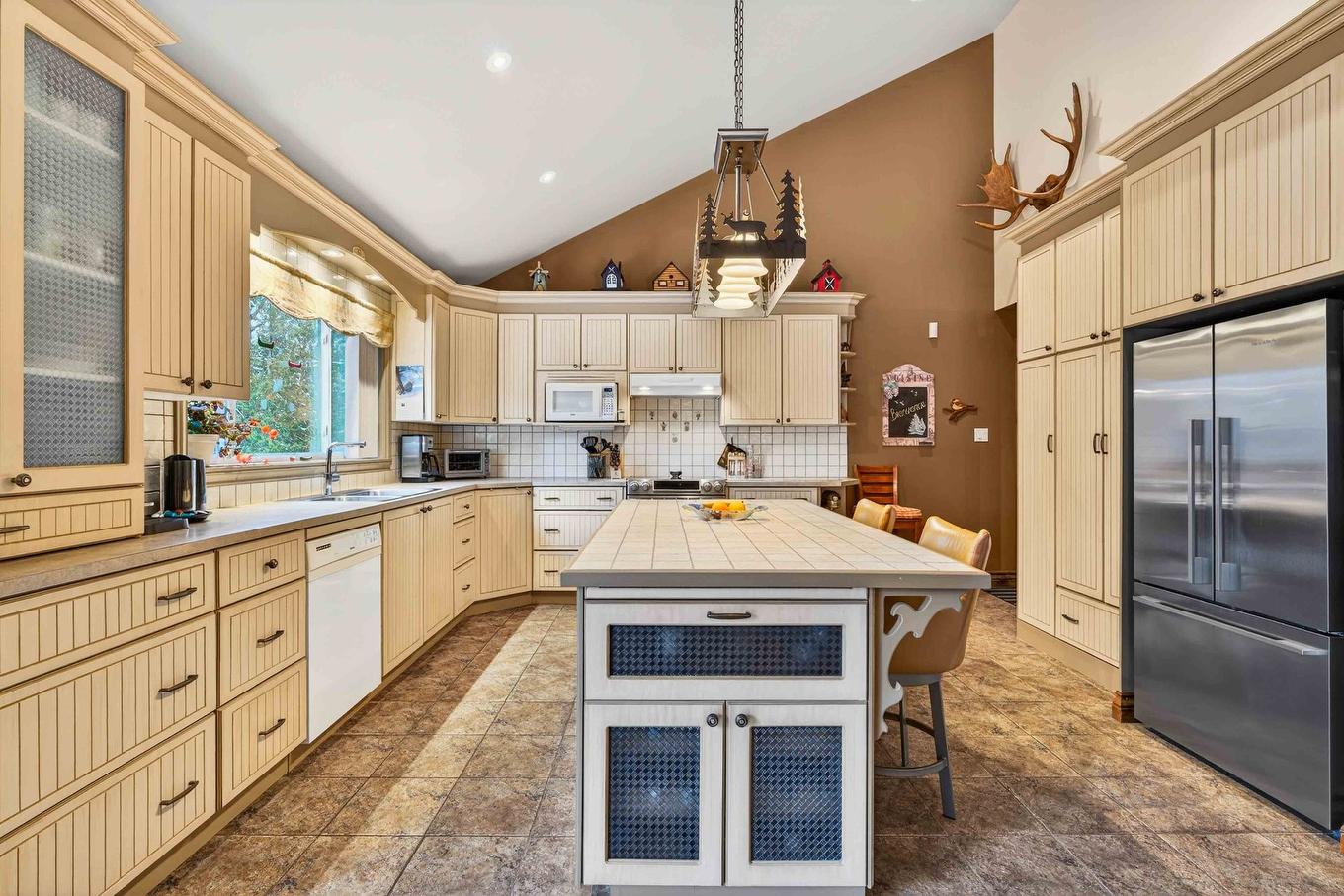 Cuisine - 1816 Ch. Du Lac-Boileau O., Rivière-Rouge, QC - Indoor Photo Showing Kitchen