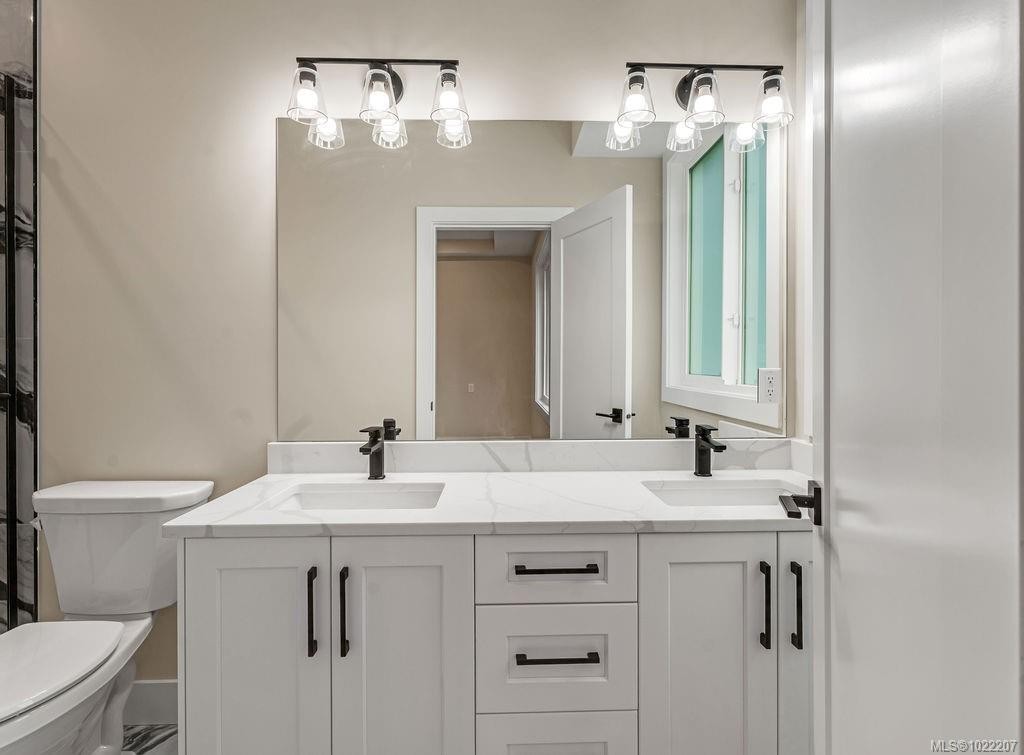 811 Stringer Way, Ladysmith, BC