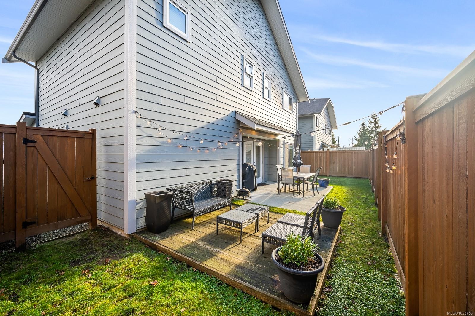 817 Tracker Pl, Comox, BC