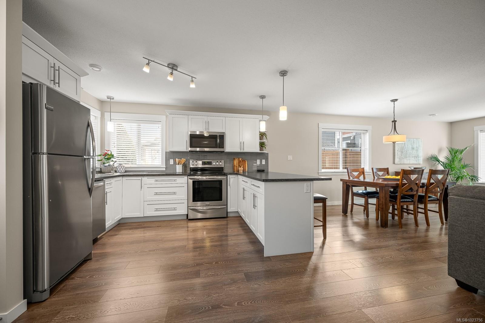 817 Tracker Pl, Comox, BC