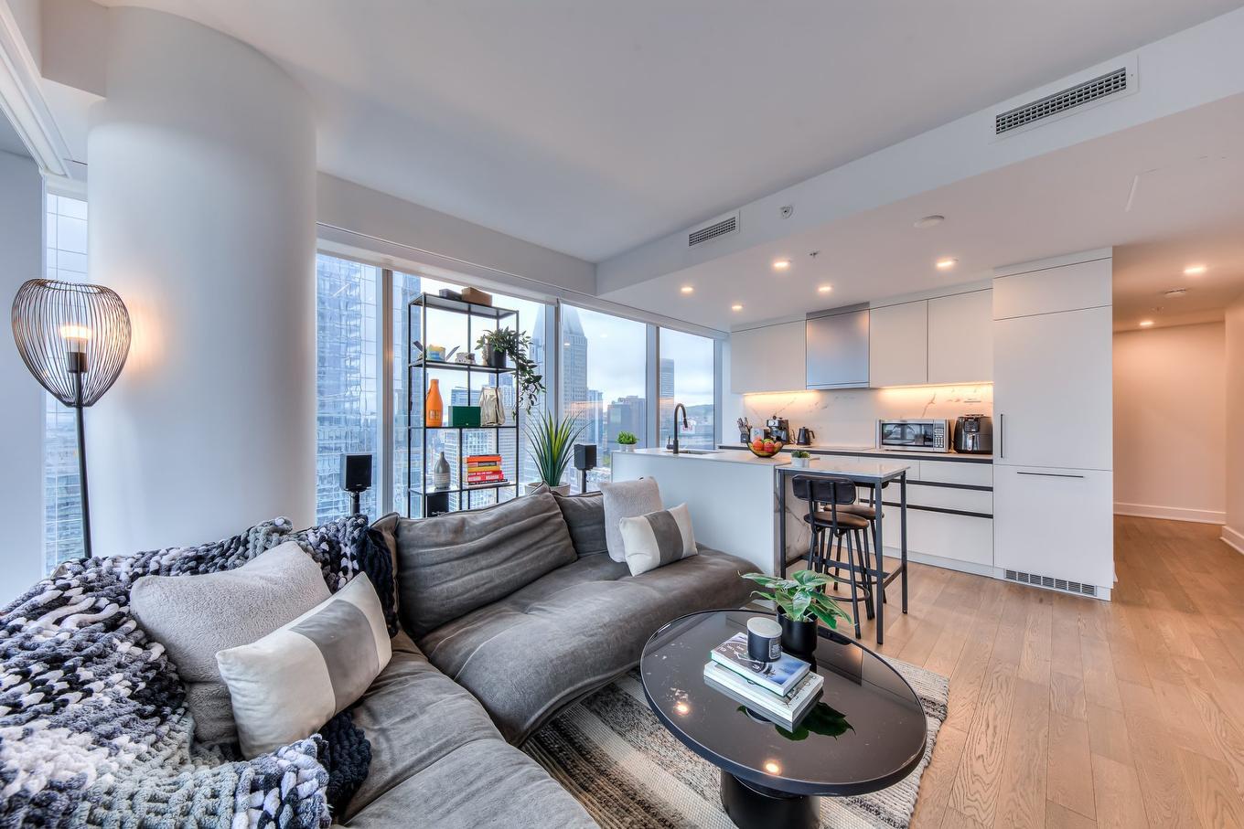 Salon - 2807-720 Rue St-Jacques, Montréal (Ville-Marie), QC - Indoor Photo Showing Living Room