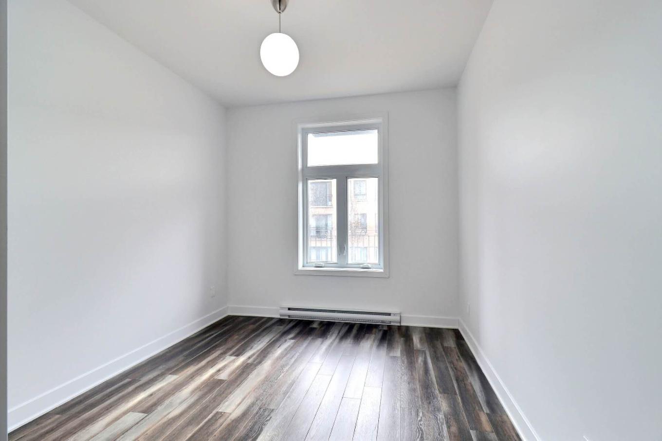 Chambre à coucher - 3717 Rue Wellington, Montréal (Verdun/Île-Des-Soeurs), QC - Indoor Photo Showing Other Room