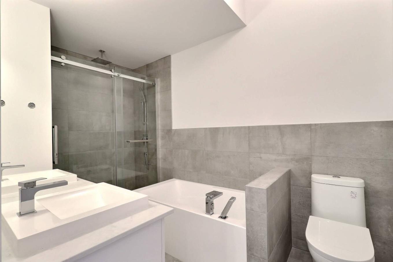 Salle de bains - 3717 Rue Wellington, Montréal (Verdun/Île-Des-Soeurs), QC - Indoor Photo Showing Bathroom