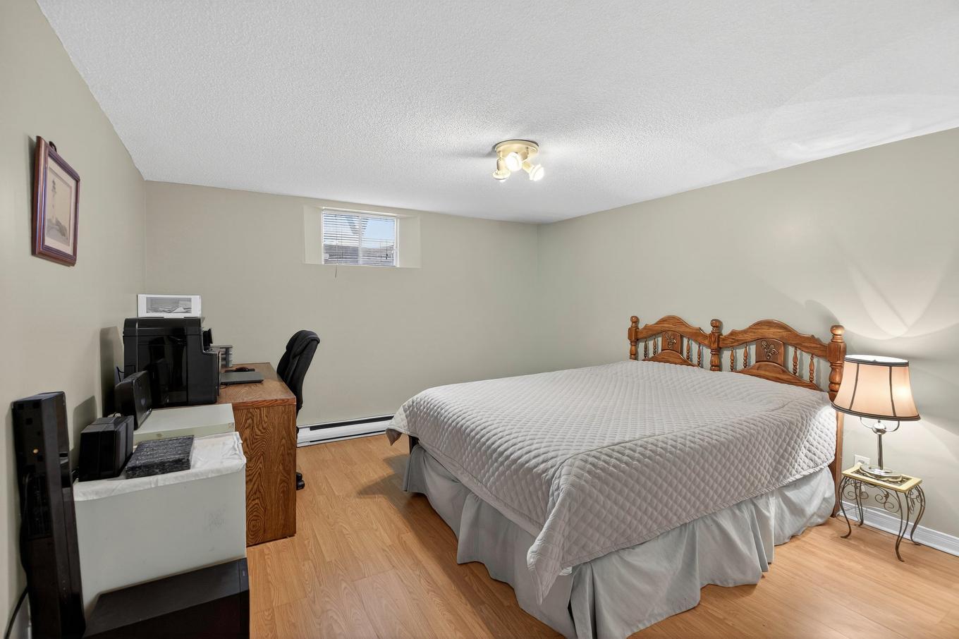 Bedroom - 18 Rue Legault, Gatineau (Hull), QC - Indoor Photo Showing Bedroom
