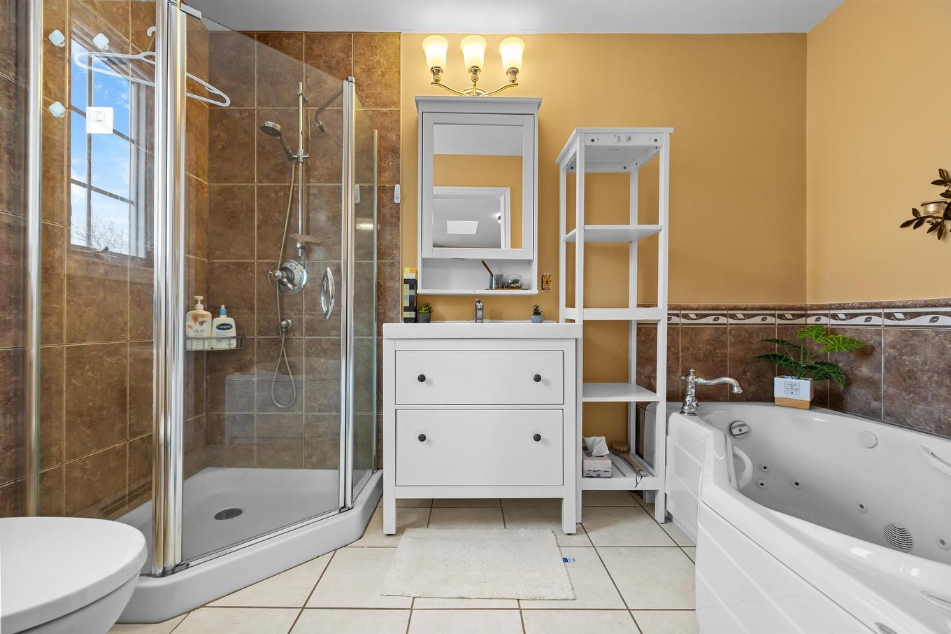 42 Cortland Street, Charlottetown, PE