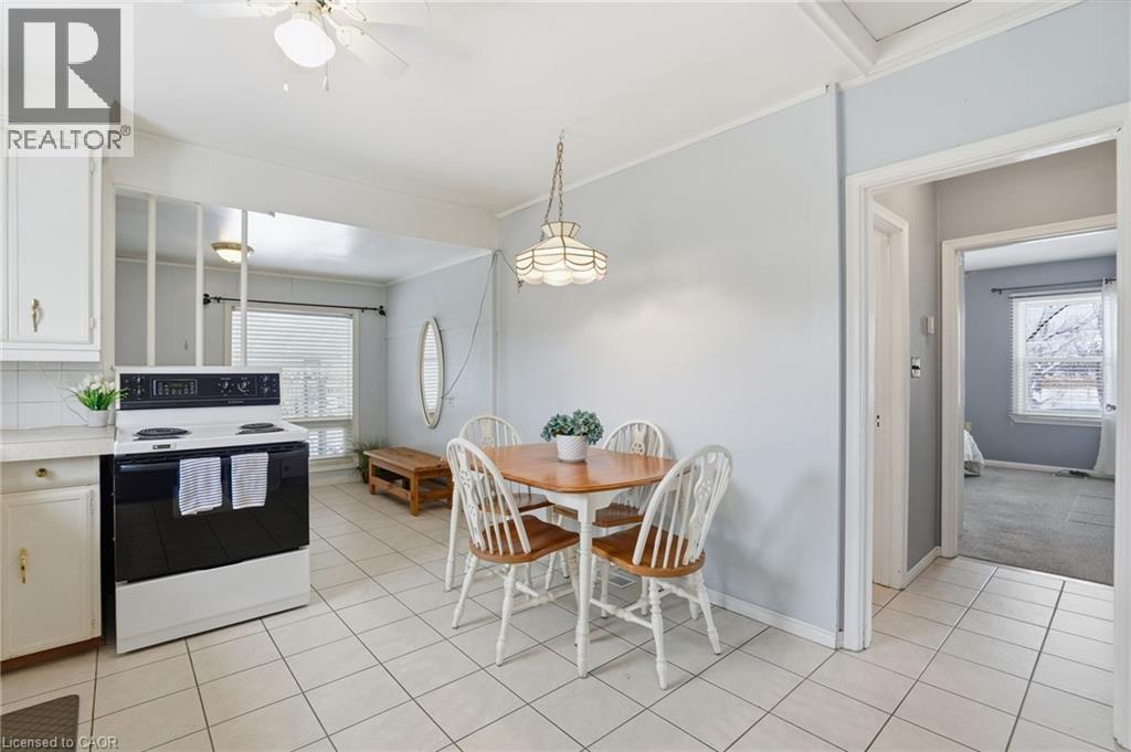 363 Limeridge Road E, Hamilton, ON - Indoor