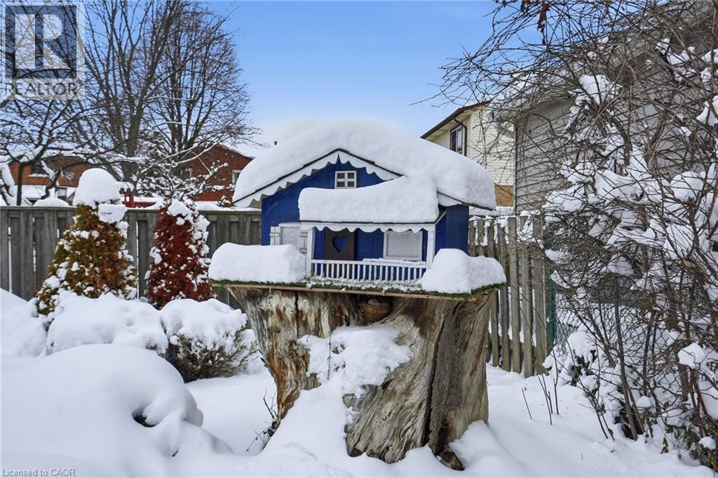 363 Limeridge Road E, Hamilton, ON - Outdoor