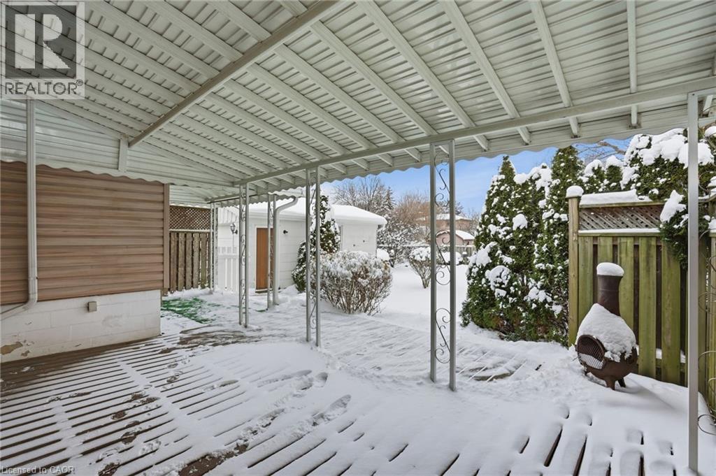 363 Limeridge Road E, Hamilton, ON - Outdoor