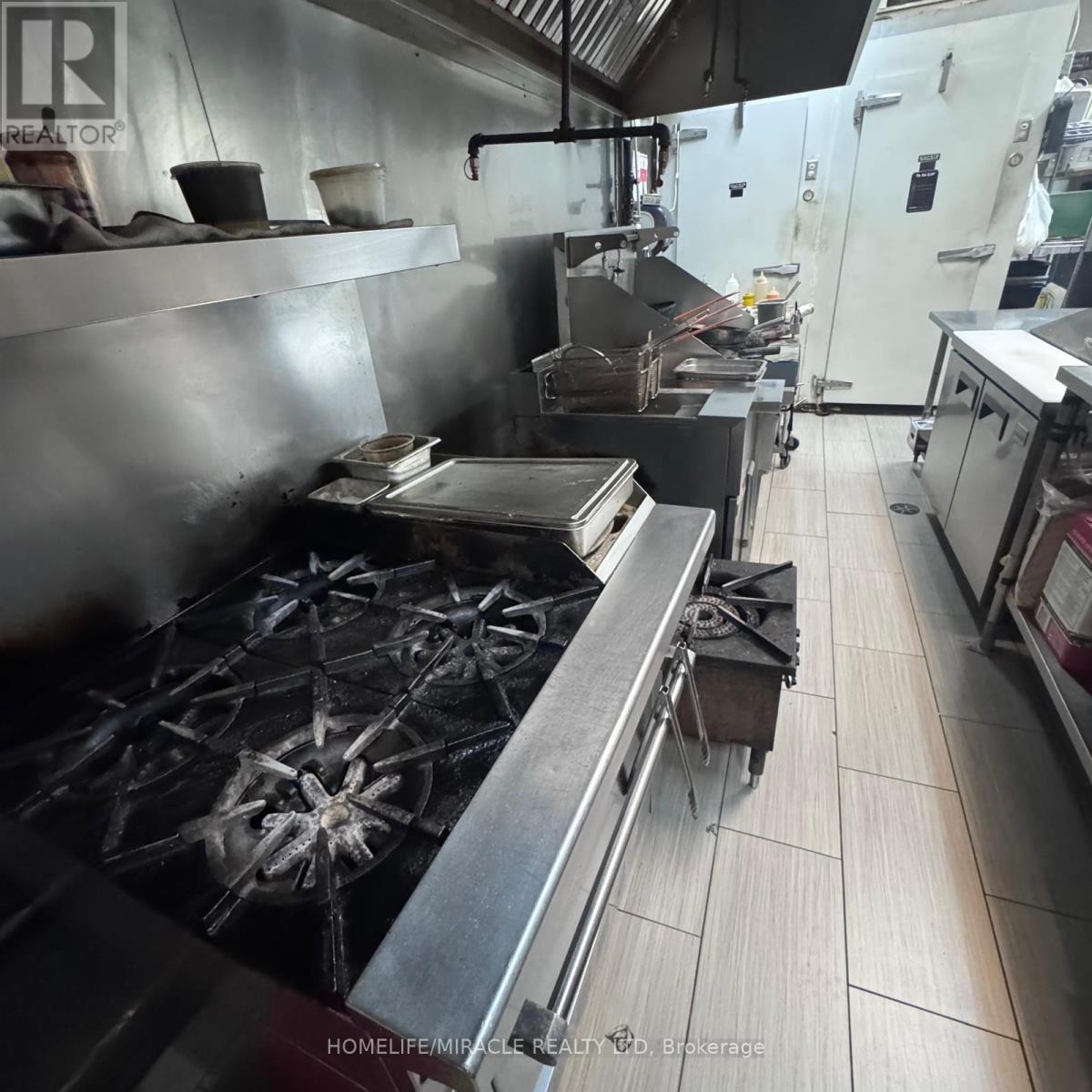 3415 Dixie Road, Mississauga, ON