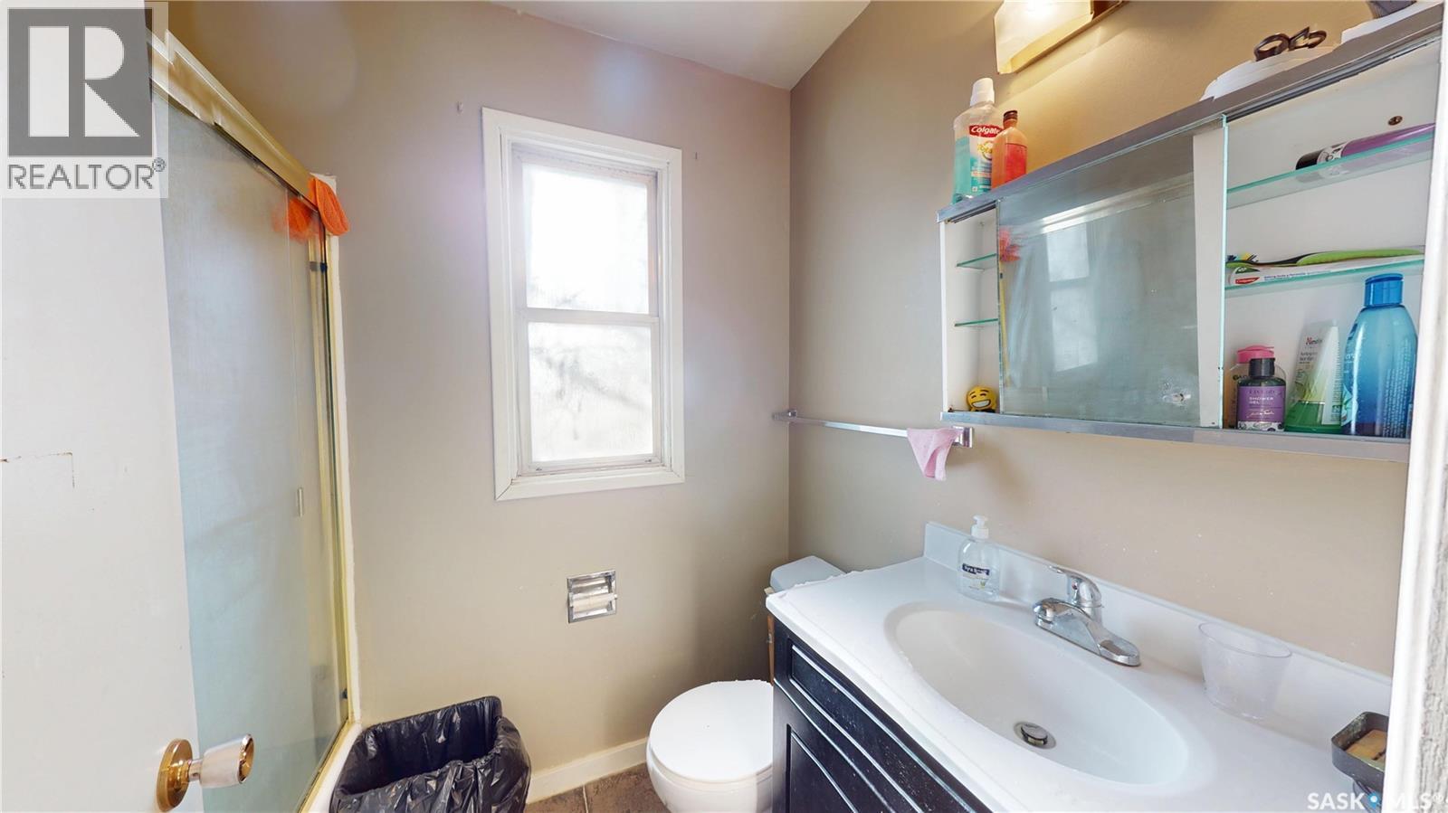 3114 7Th Street E, Saskatoon, SK - Indoor Photo Showing Bathroom