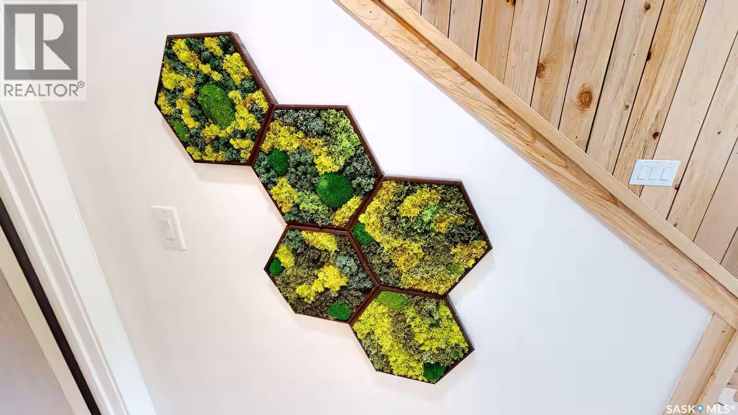 6 Moki Bay, Kenosee Lake, SK - Indoor Photo Showing Other Room