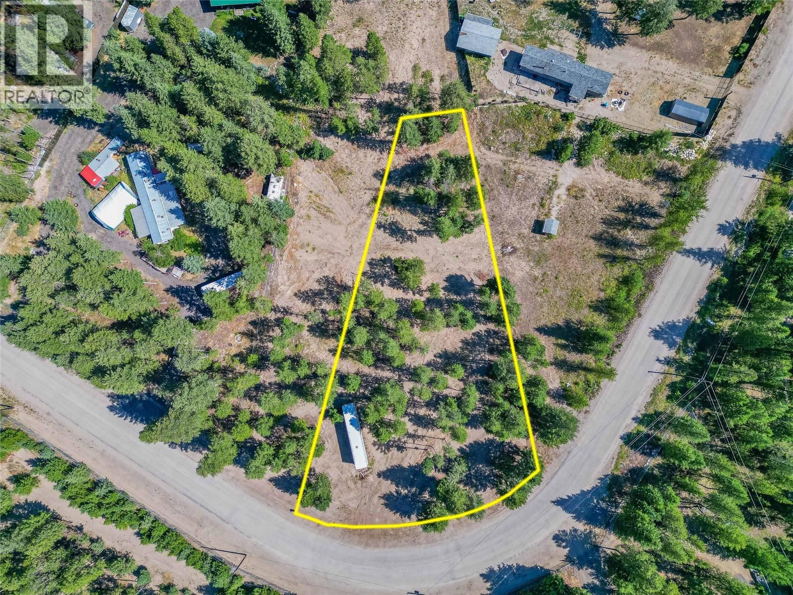 33 Pringle Road, Beaverdell, BC