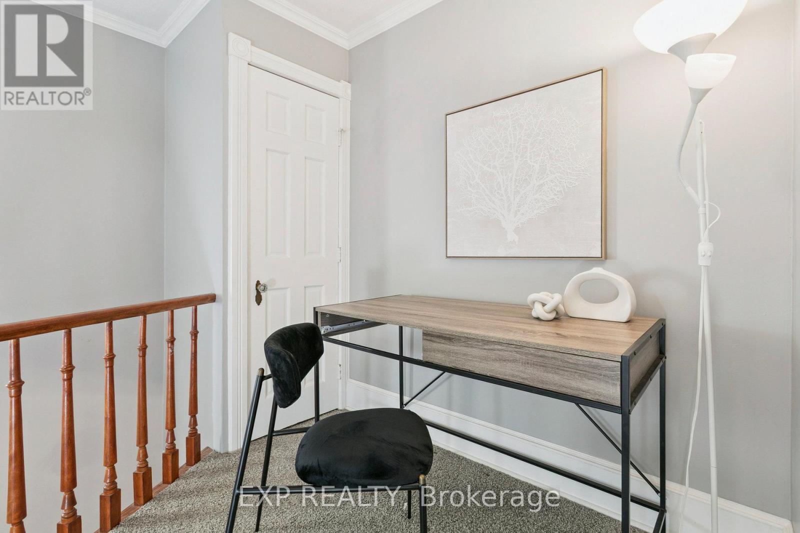 132 Queen Street W, Cambridge, ON - Indoor Photo Showing Other Room