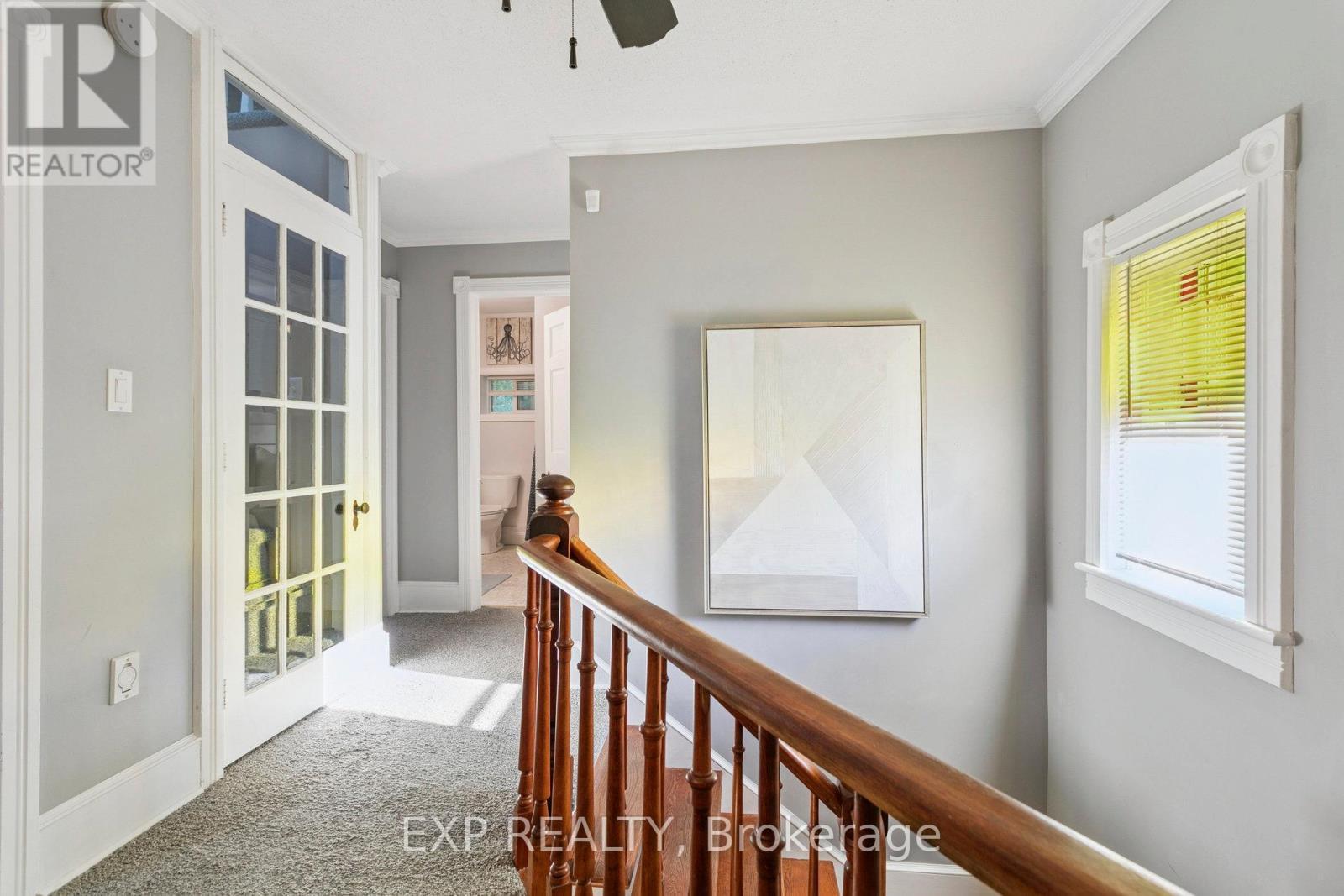 132 Queen Street W, Cambridge, ON - Indoor Photo Showing Other Room