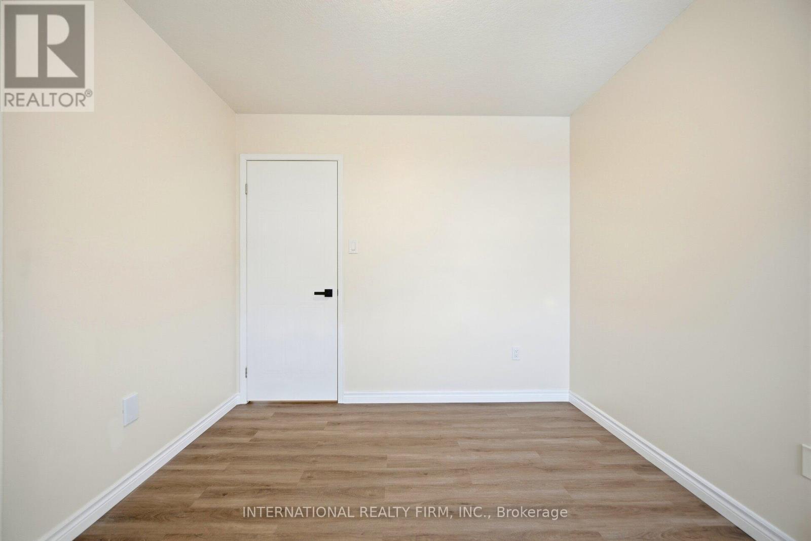 116 Brookfield Crescent, Kitchener, ON - Indoor Photo Showing Other Room