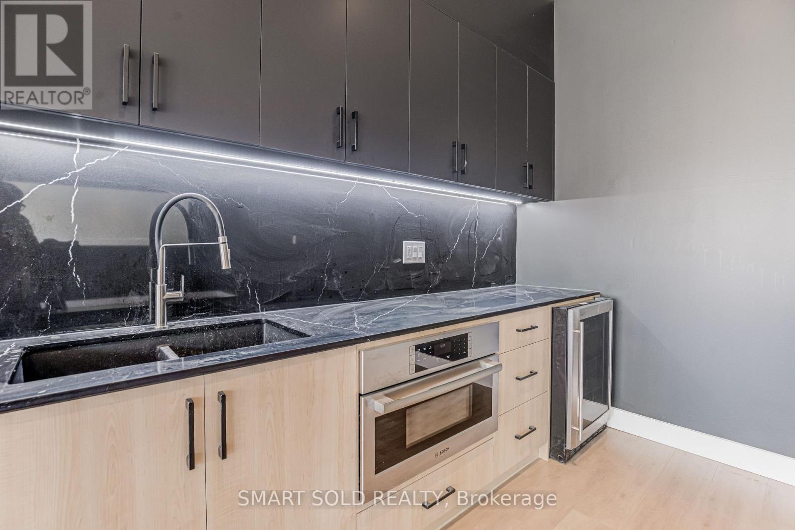 3,4 - 155 West Beaver Creek Road, Richmond Hill, ON