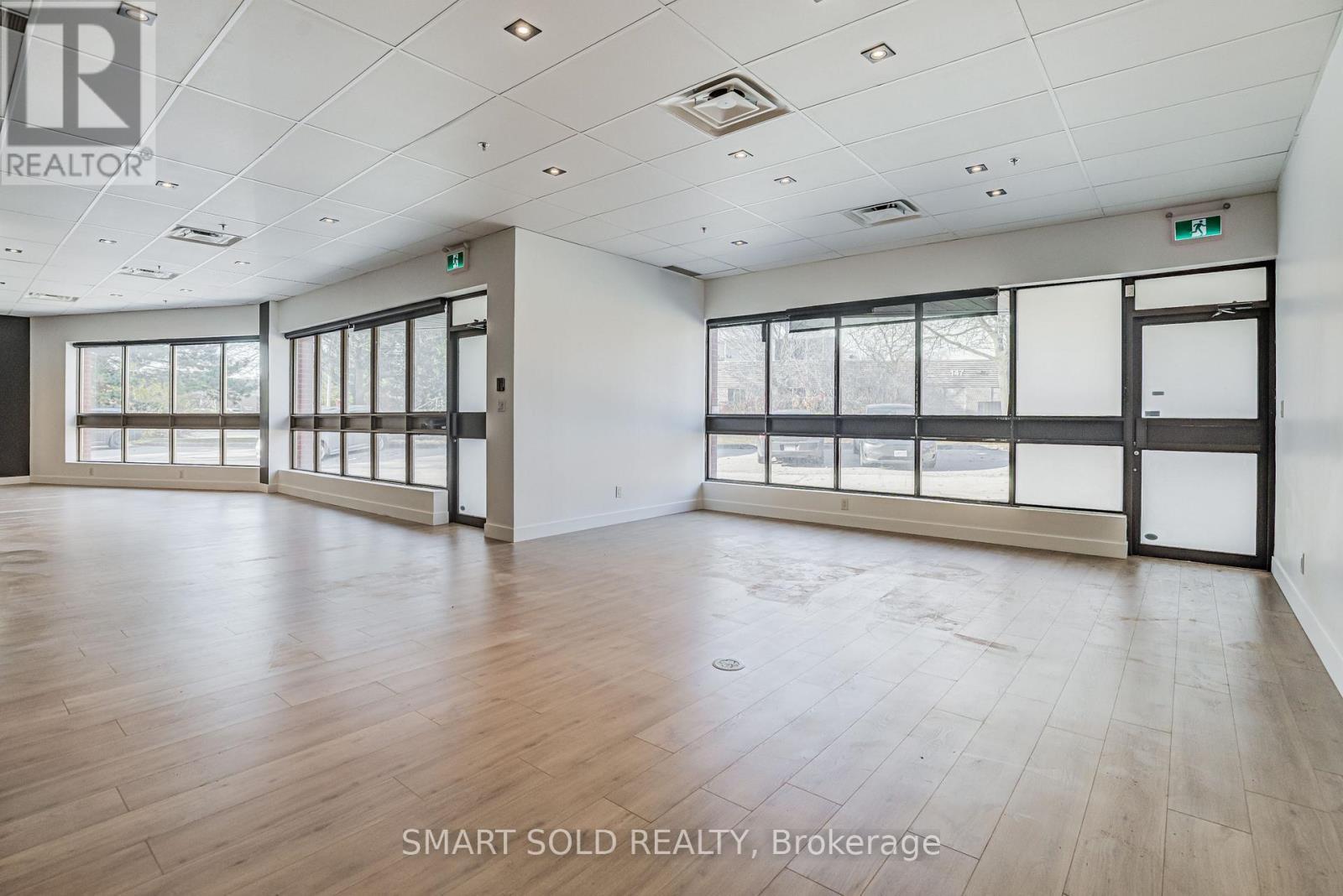 3,4 - 155 West Beaver Creek Road, Richmond Hill, ON