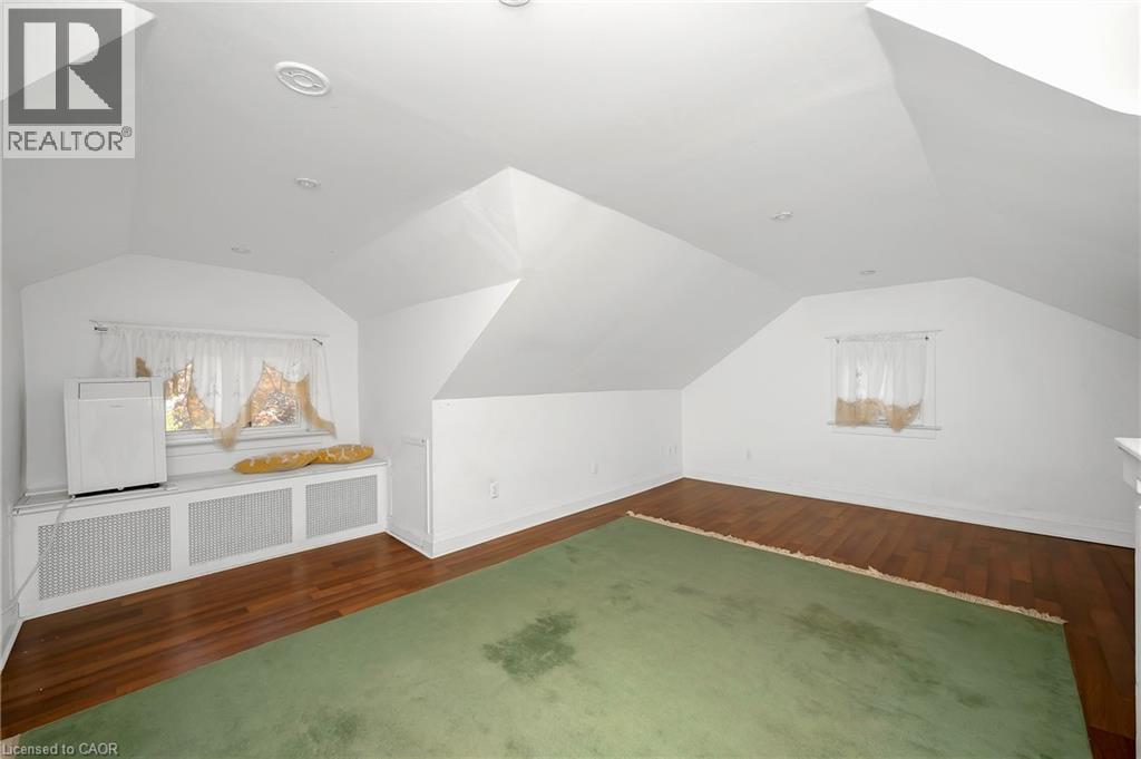 1088 King Street E, Hamilton, ON - Indoor Photo Showing Other Room