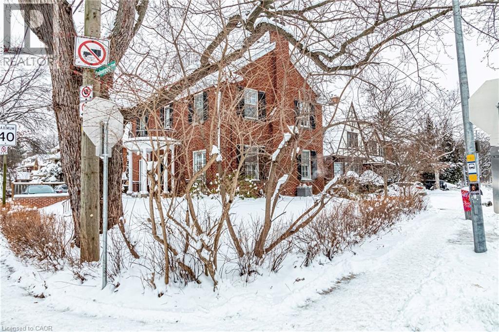 63 Dalewood Crescent, Hamilton, ON - Outdoor