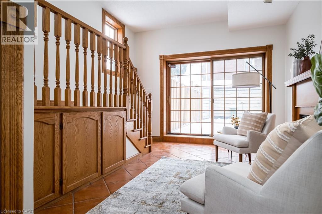 63 Dalewood Crescent, Hamilton, ON - Indoor Photo Showing Other Room