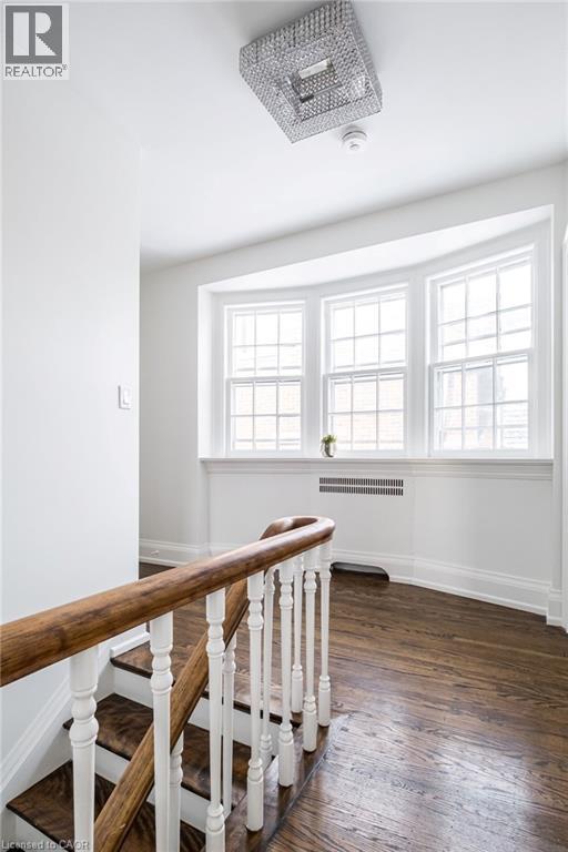 63 Dalewood Crescent, Hamilton, ON - Indoor Photo Showing Other Room