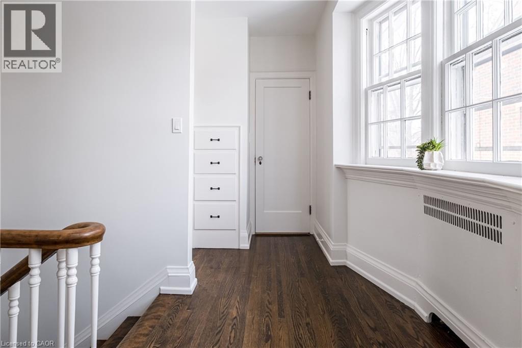 63 Dalewood Crescent, Hamilton, ON - Indoor Photo Showing Other Room