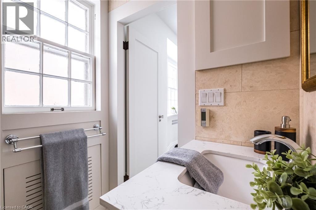 63 Dalewood Crescent, Hamilton, ON - Indoor