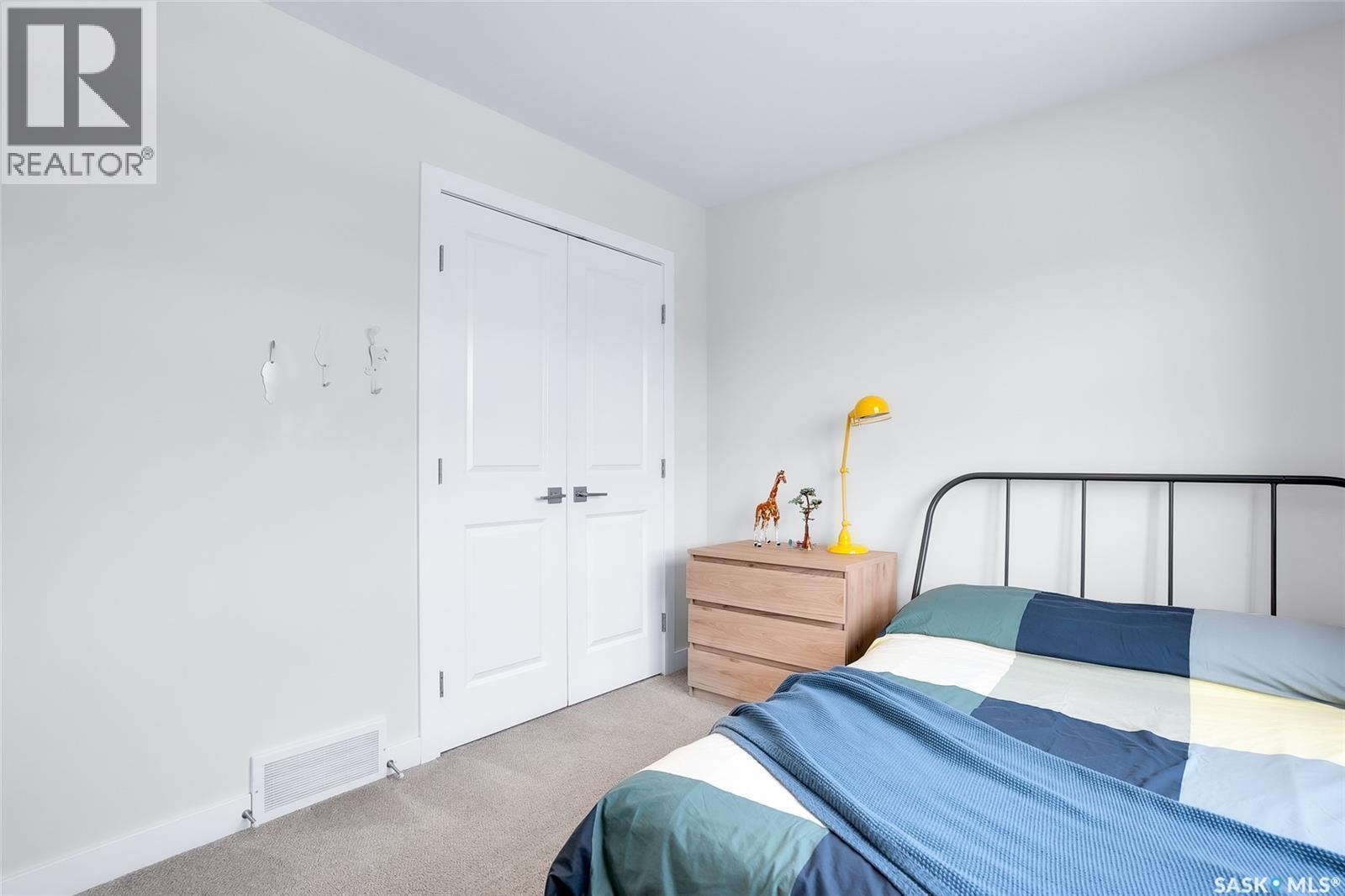 1059 Kolynchuk Crescent, Saskatoon, SK - Indoor Photo Showing Bedroom