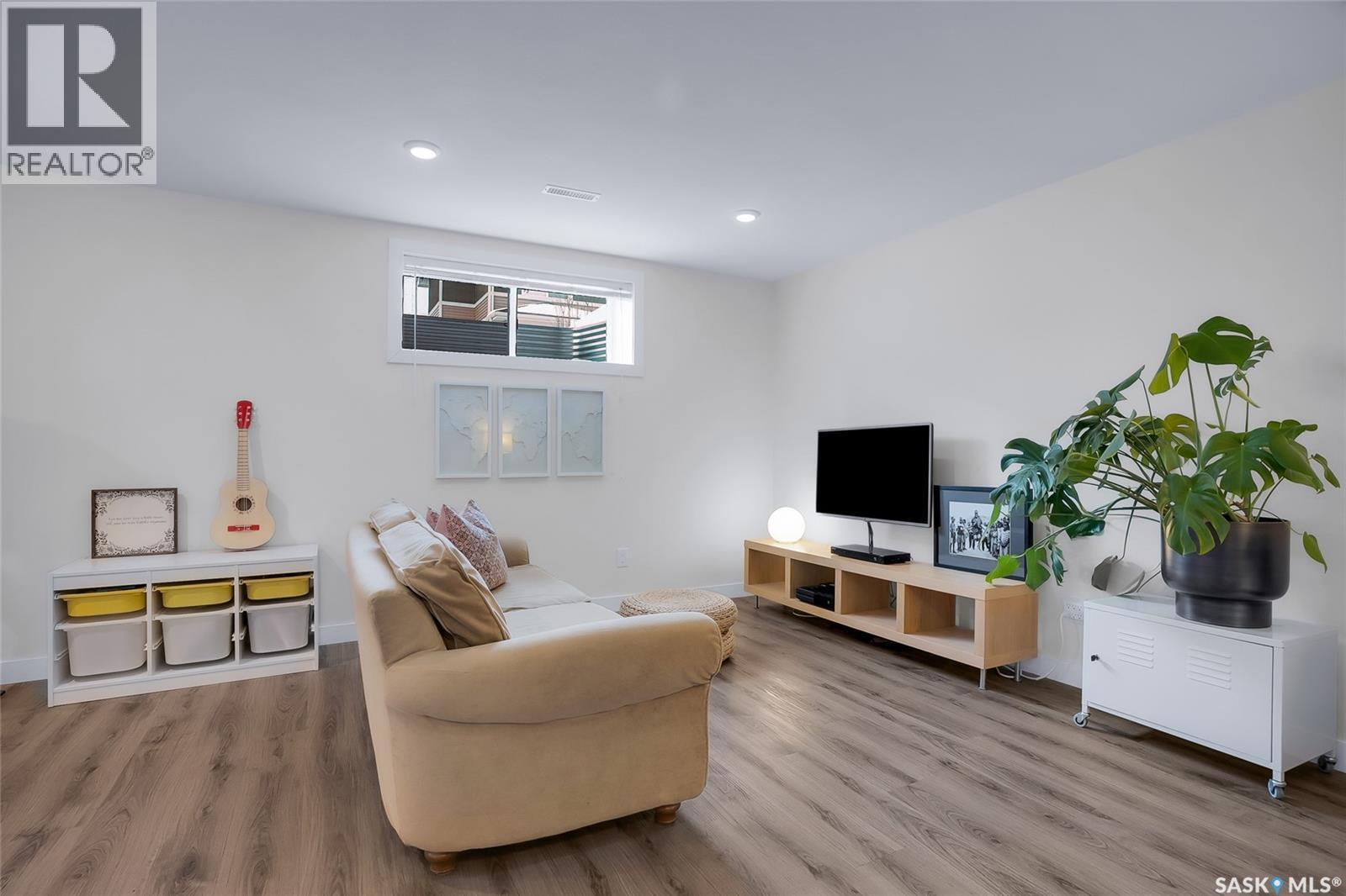 1059 Kolynchuk Crescent, Saskatoon, SK - Indoor