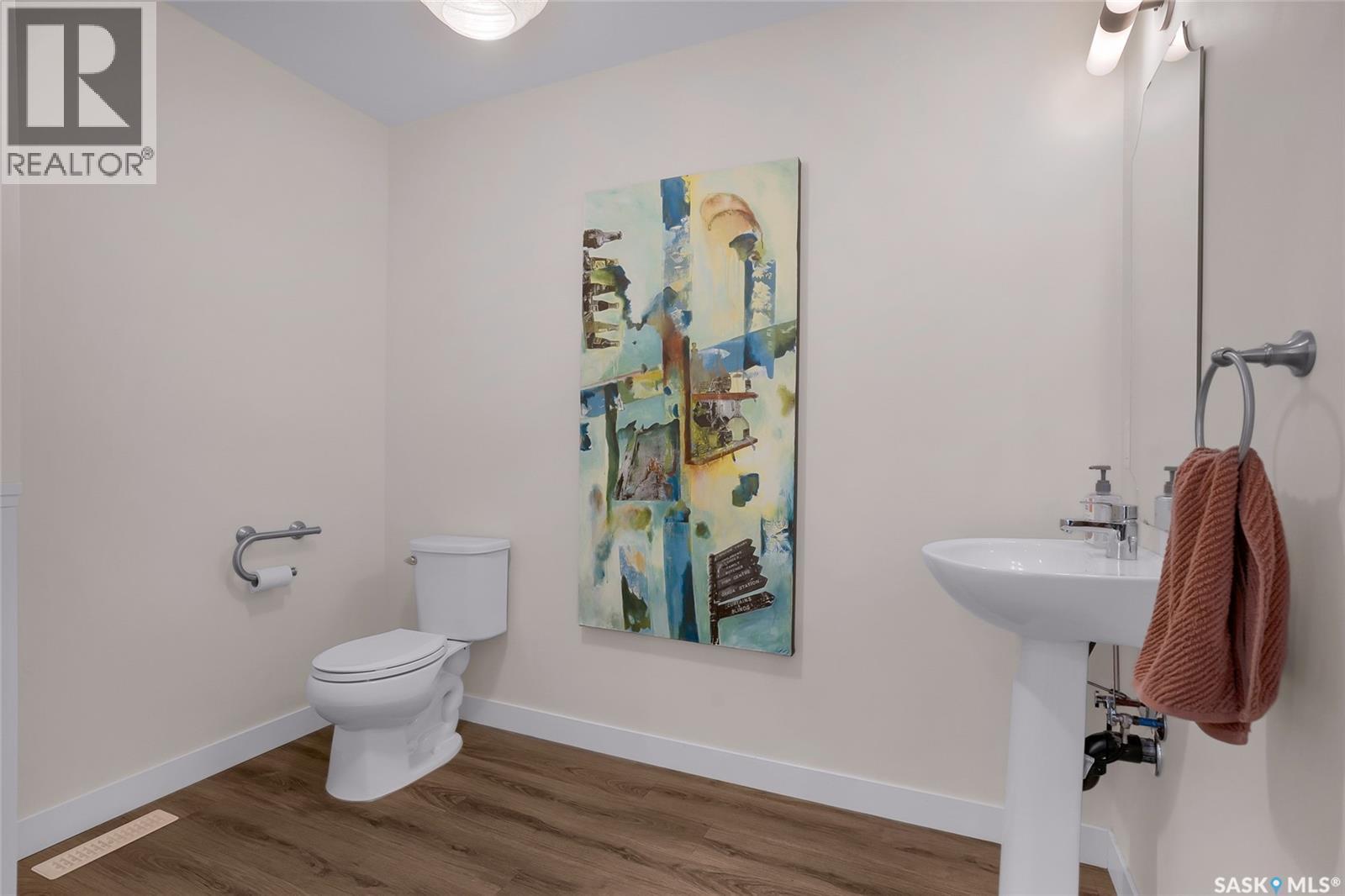 1059 Kolynchuk Crescent, Saskatoon, SK - Indoor Photo Showing Bathroom
